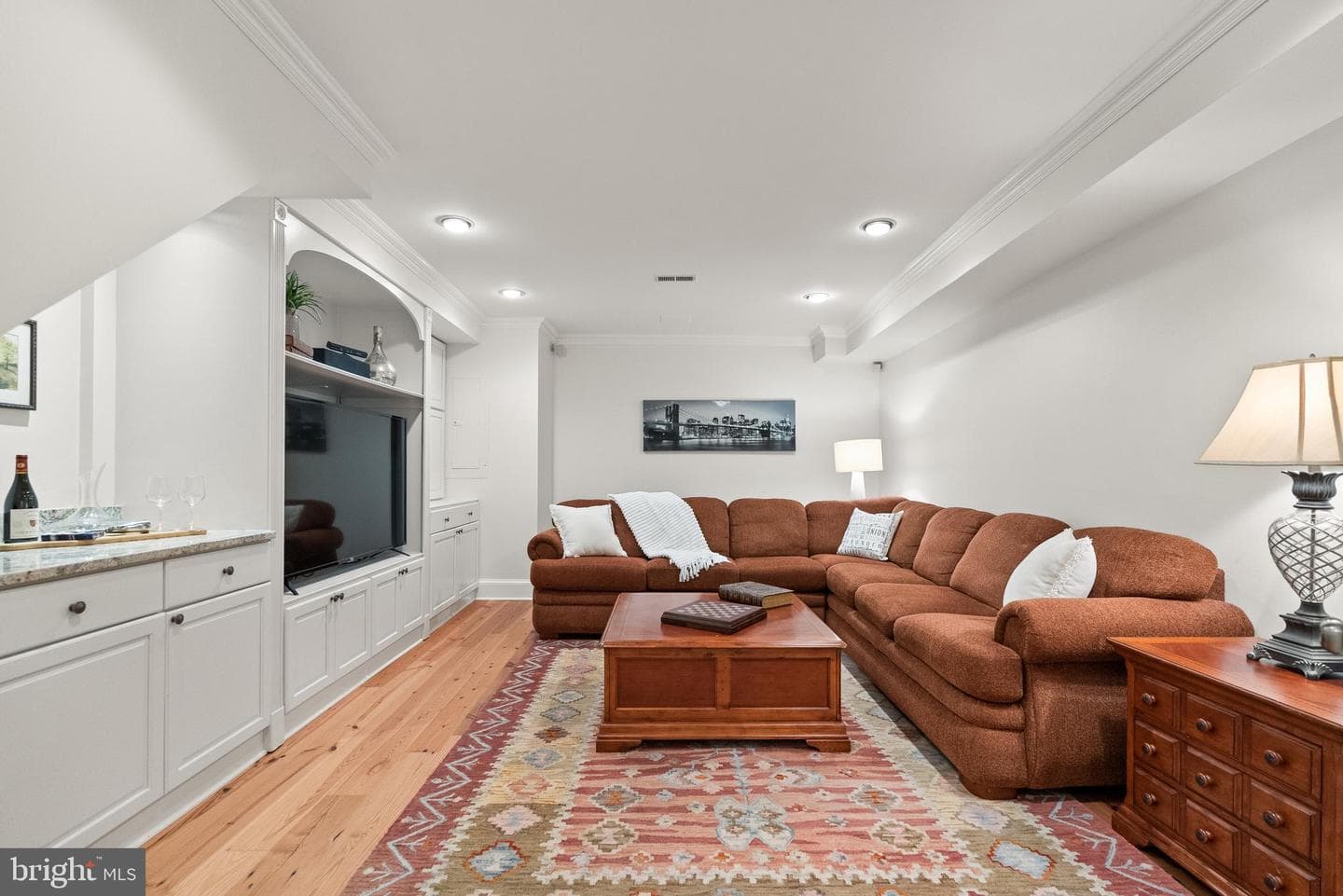 522 Queen Street photo 30