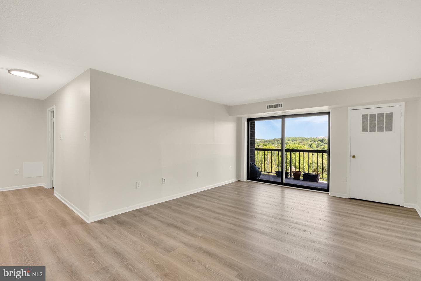 200 N Pickett St #1010 photo 14