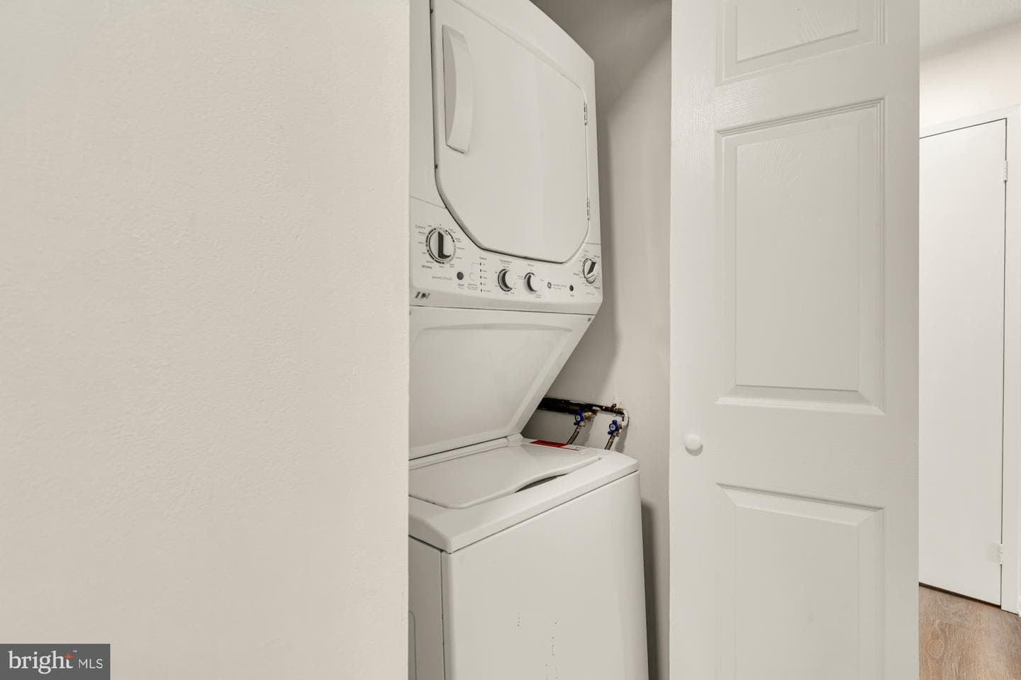 200 N Pickett St #1010 photo 21