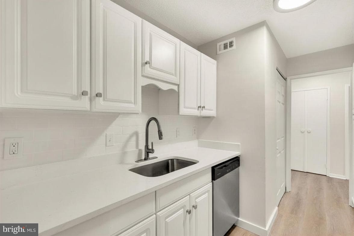 200 N Pickett St #1010 photo 6