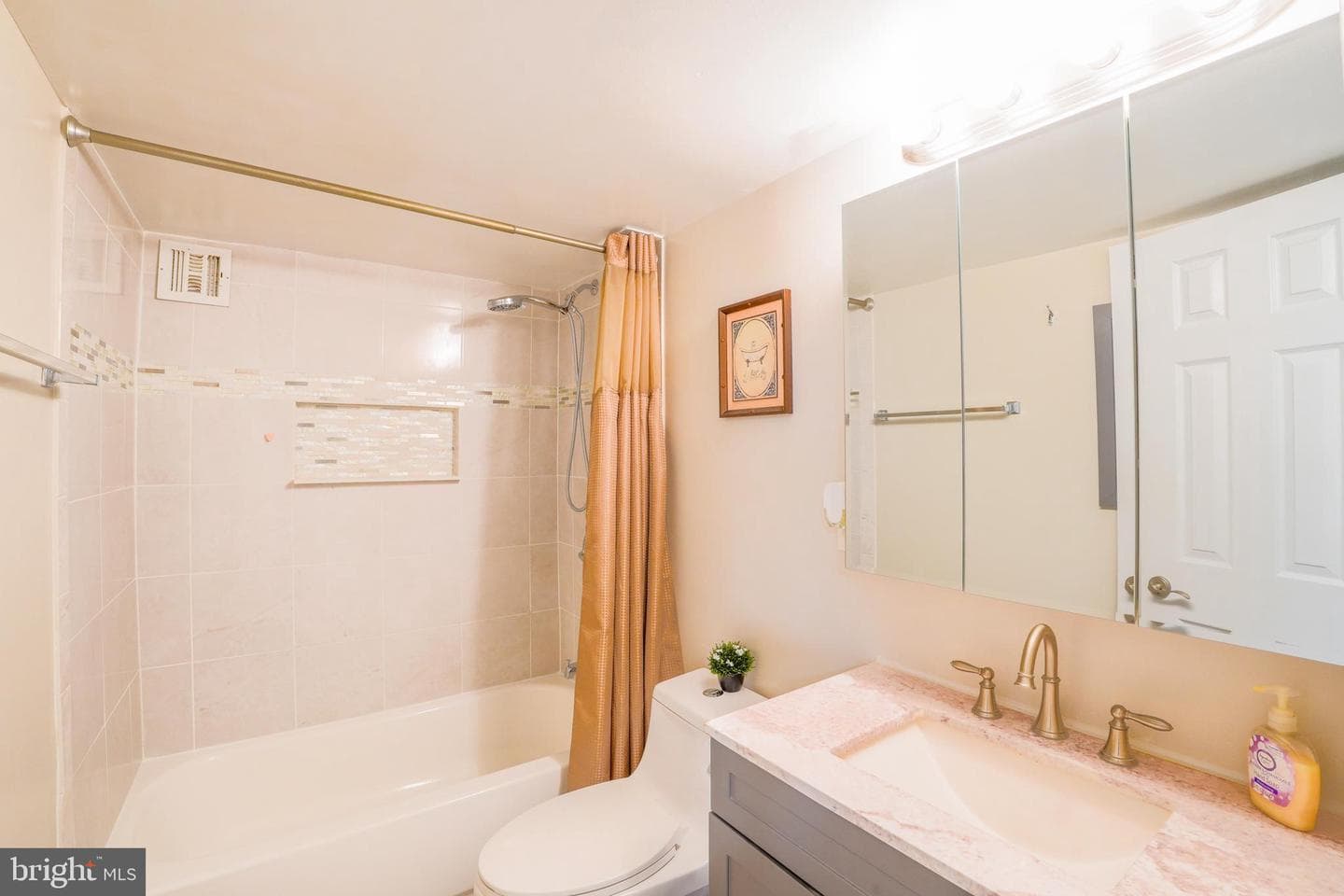 12 S Van Dorn Street #104 photo 13
