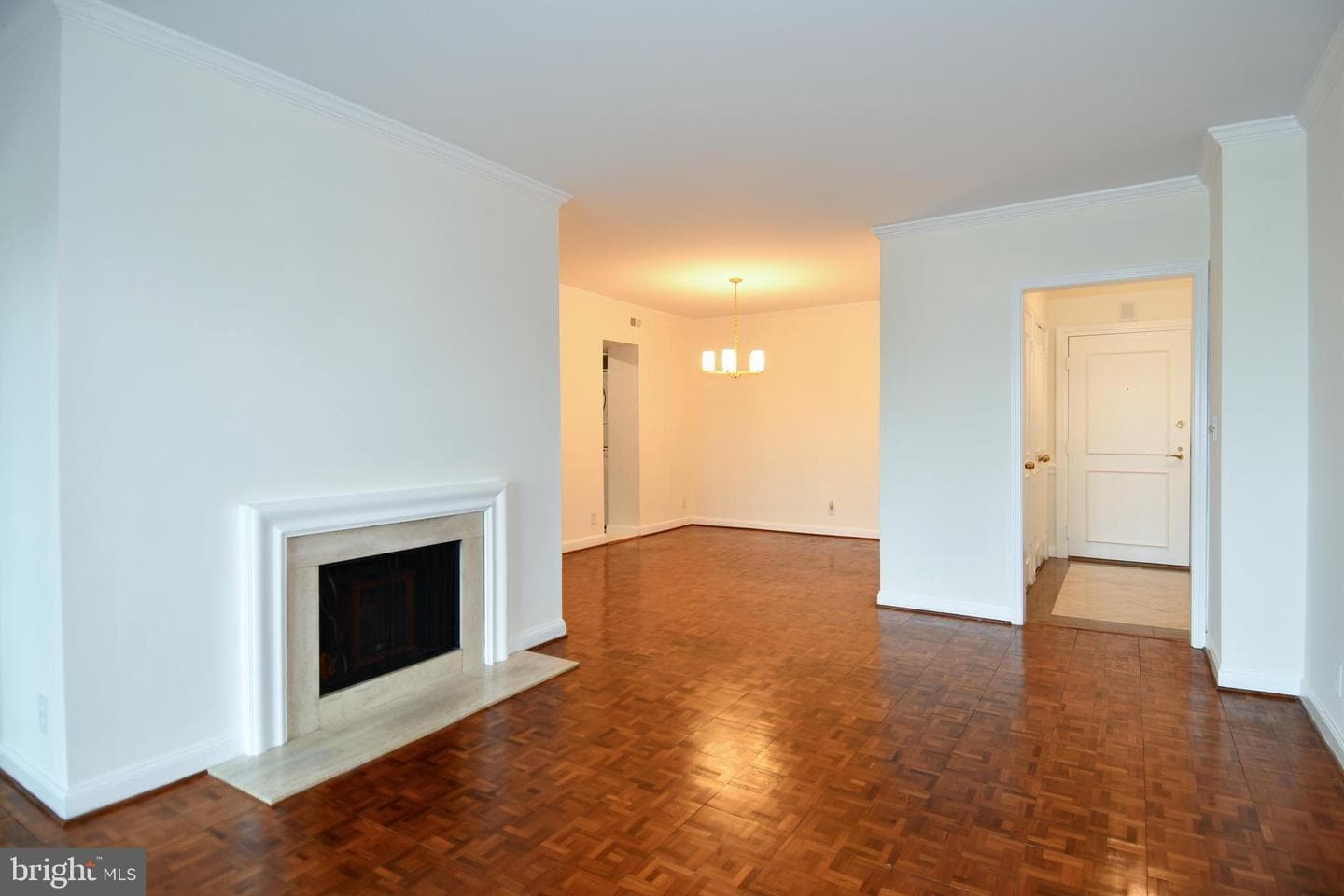 1250 S Washington Street S #614 photo 5