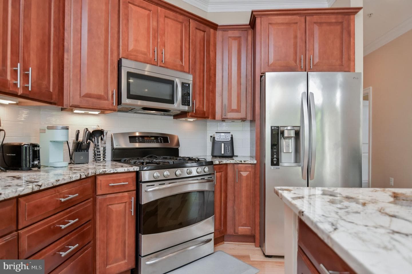 1023 N Royal Street #116 photo 16