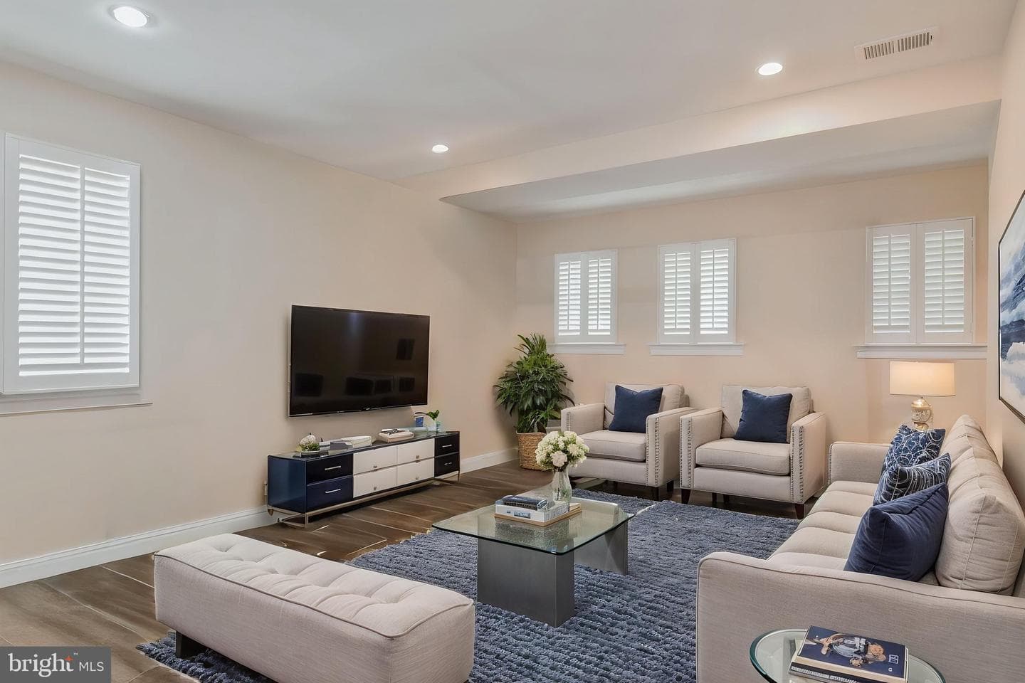 1023 N Royal Street #116 photo 27