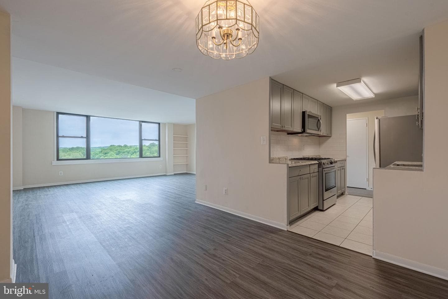 4600 Duke Street #1009 photo 13