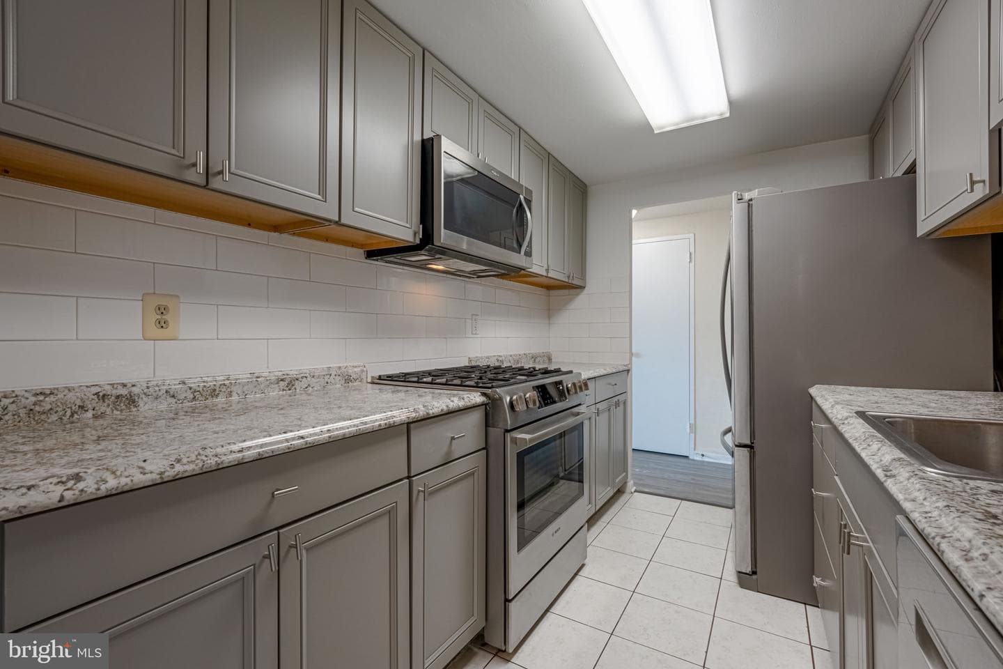 4600 Duke Street #1009 photo 17
