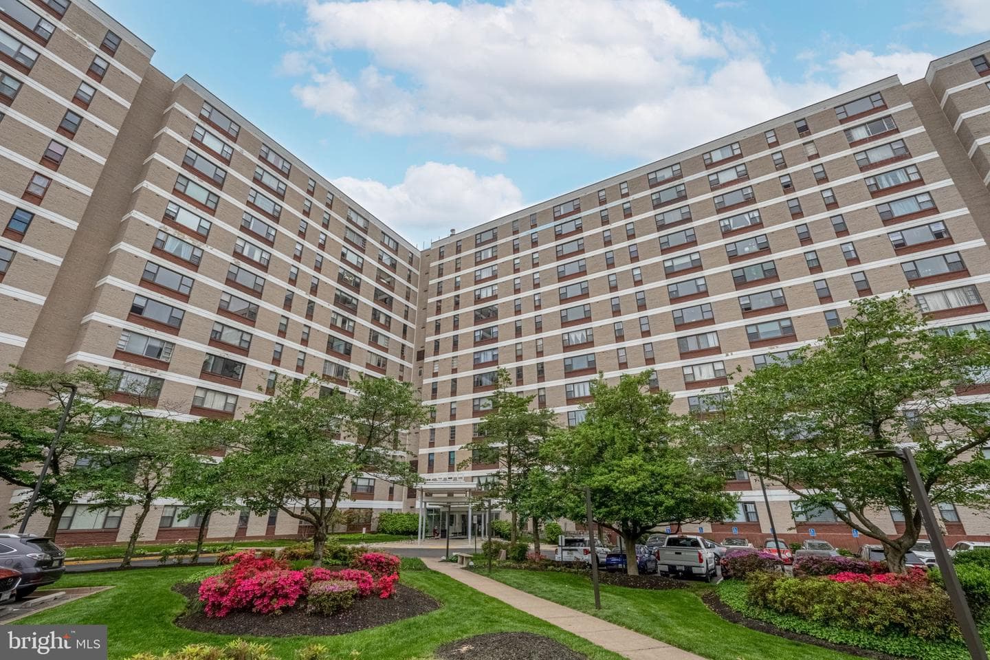 4600 Duke Street #1009, Alexandria