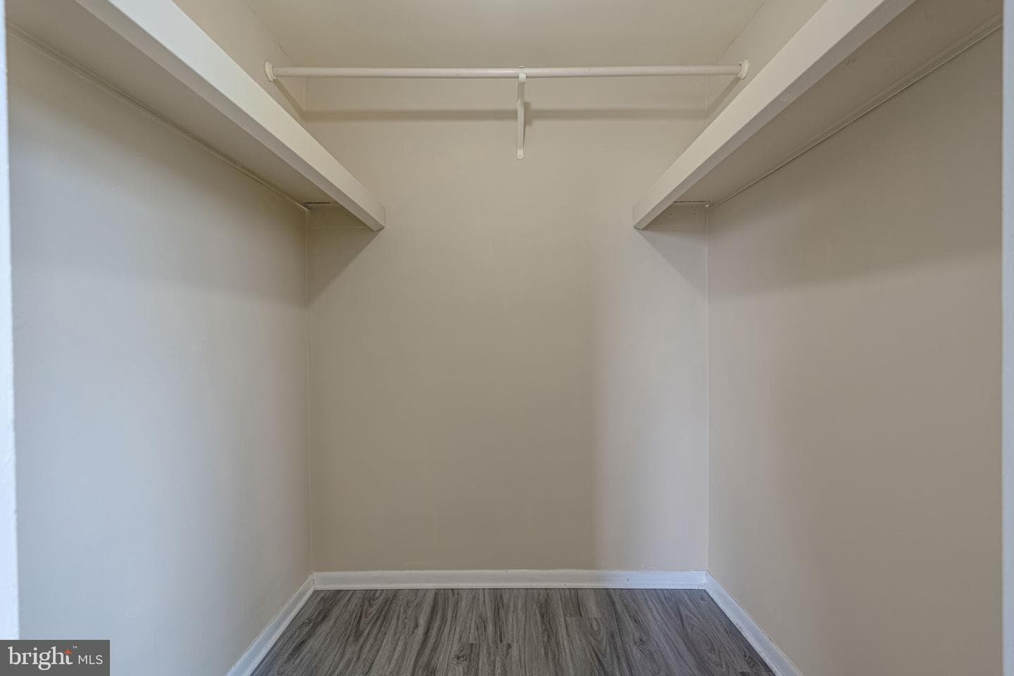 4600 Duke Street #1009 photo 23