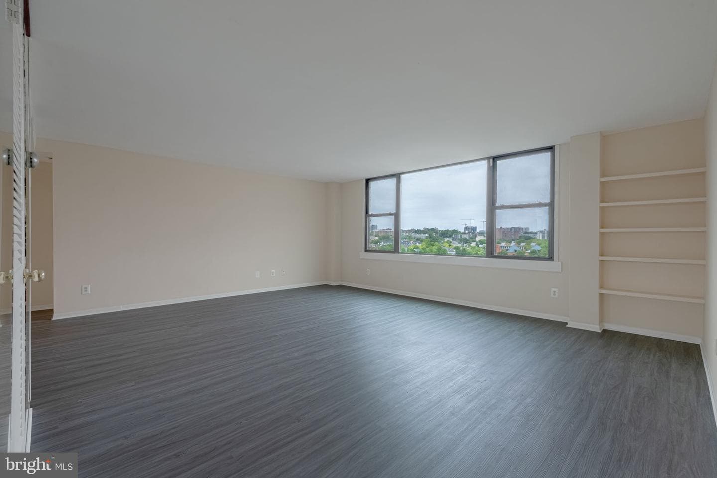 4600 Duke Street #1009 photo 7