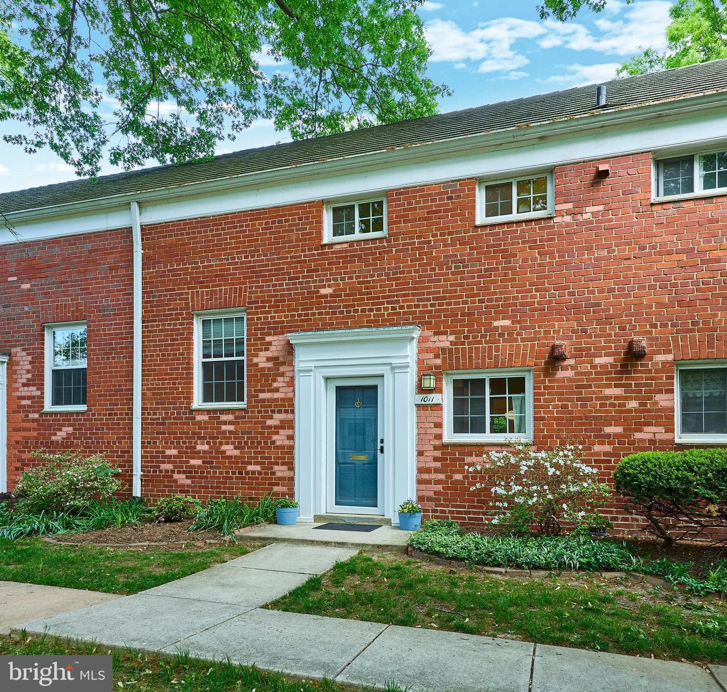 1011 Beverley Drive #117-10