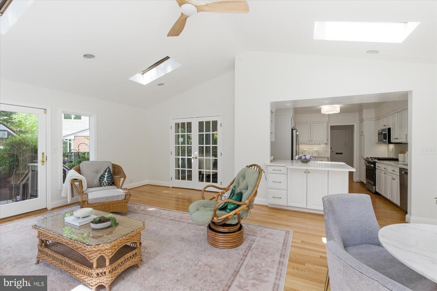 2905 Maplewood Place photo 28
