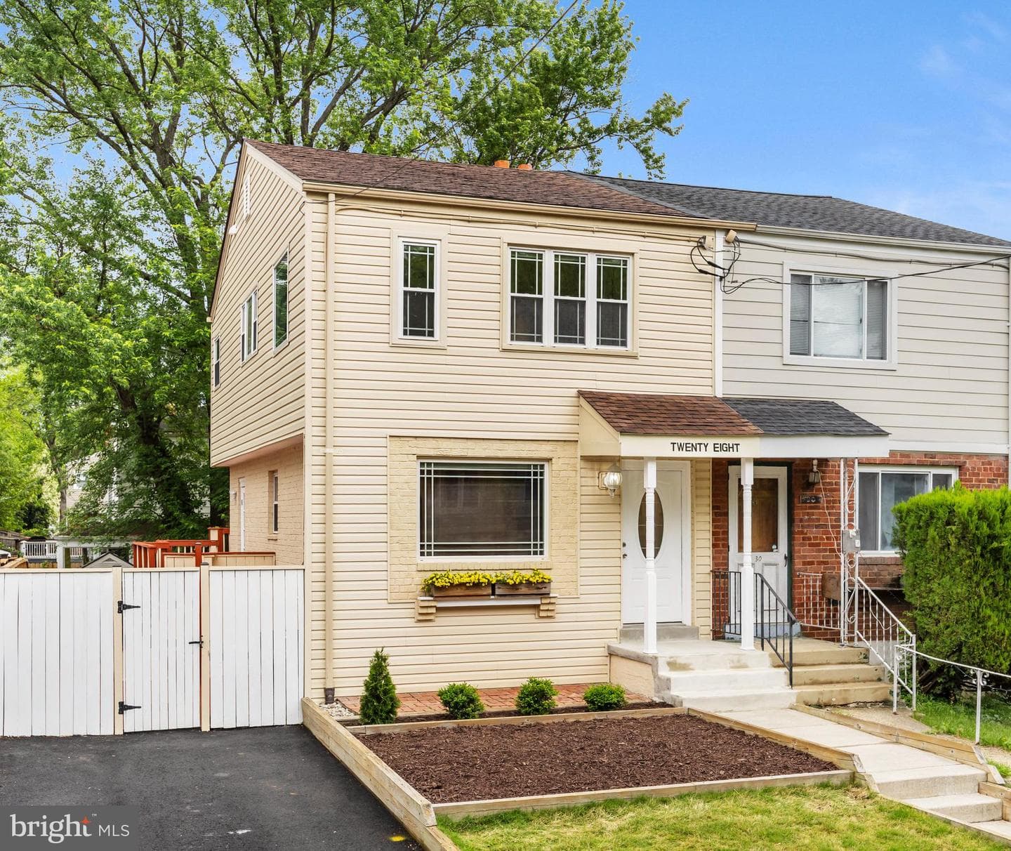 28 S Floyd Street