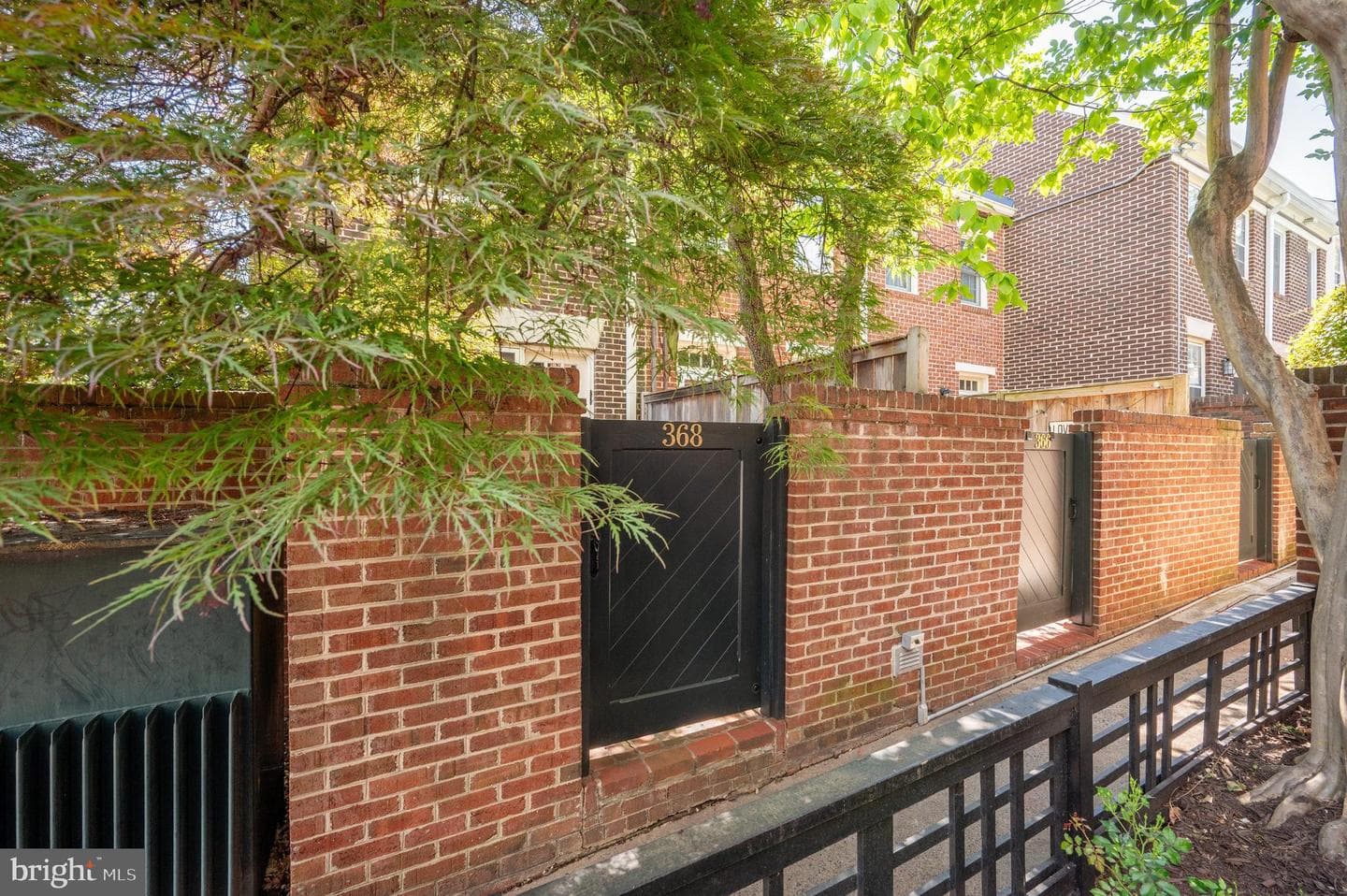 368 N Saint Asaph Street photo 27