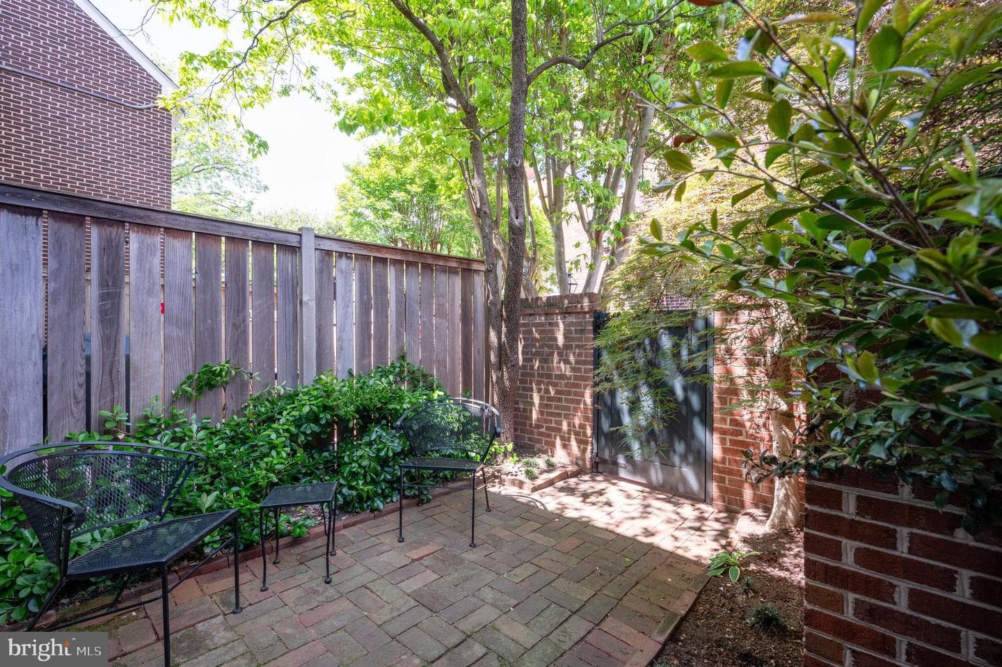 368 N Saint Asaph Street photo 4