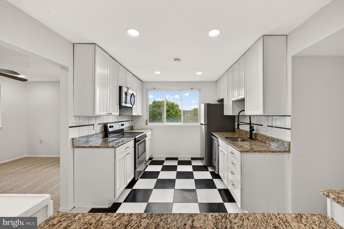 5101 Maris Avenue #401 photo 16