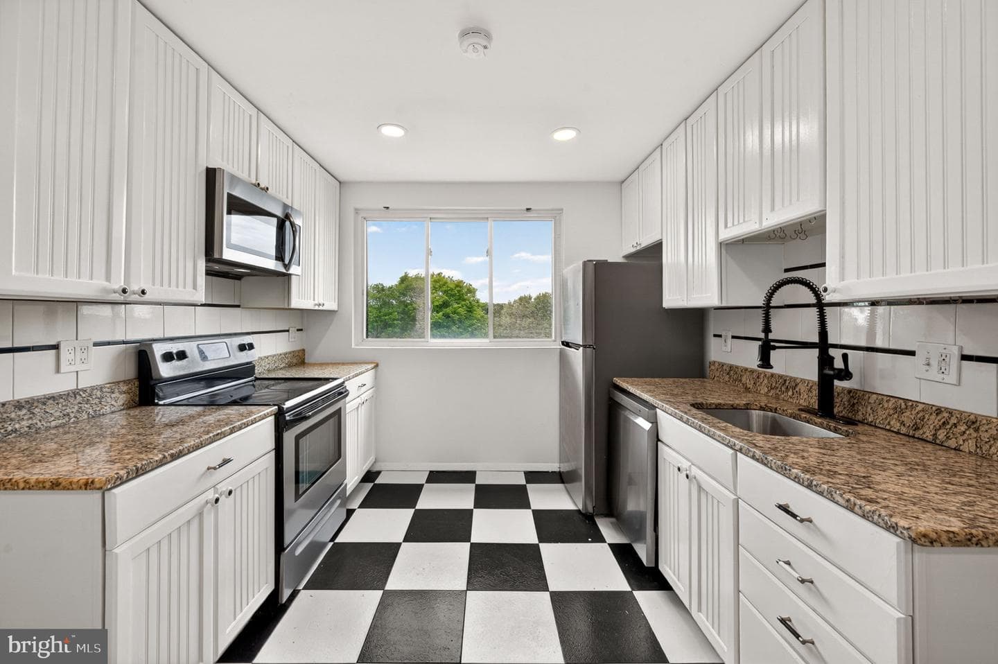 5101 Maris Avenue #401 photo 17