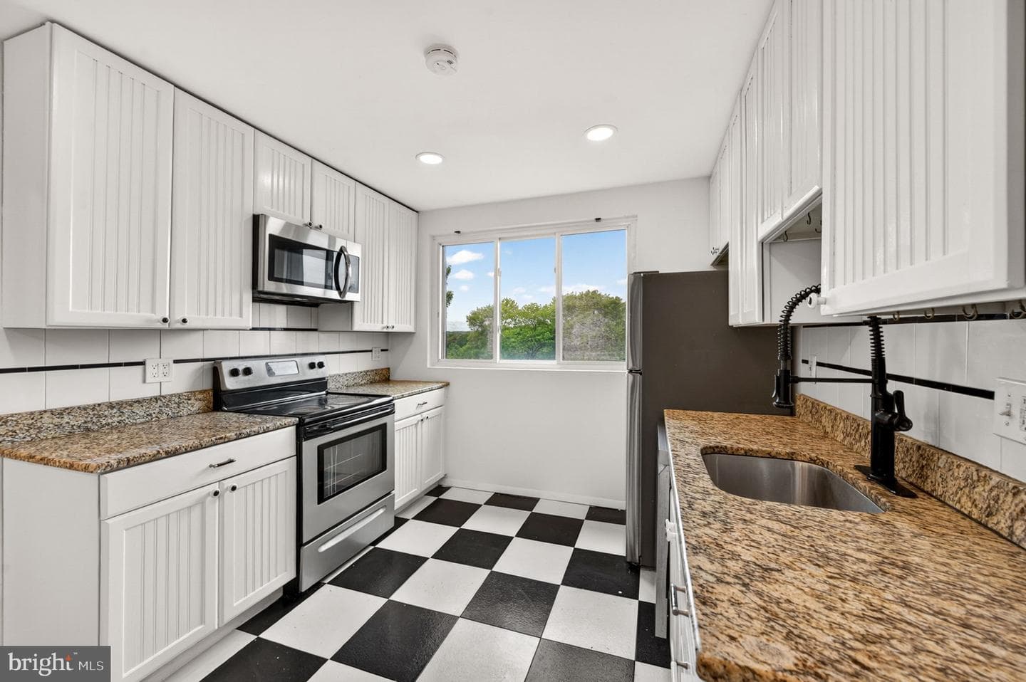 5101 Maris Avenue #401 photo 22