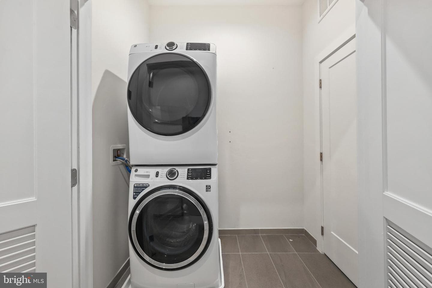 701 Swann Avenue #511 photo 22