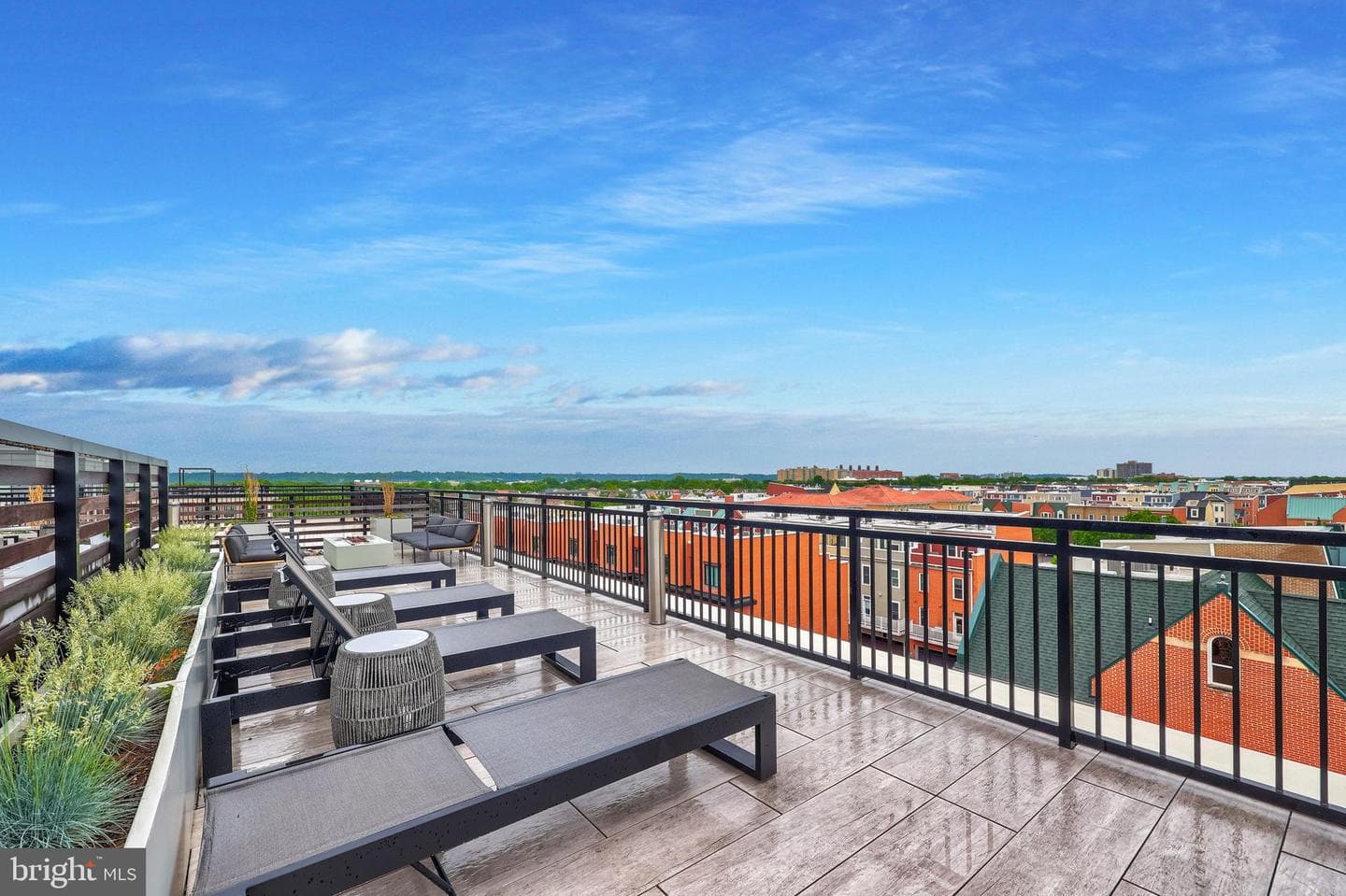 701 Swann Avenue #511 photo 37