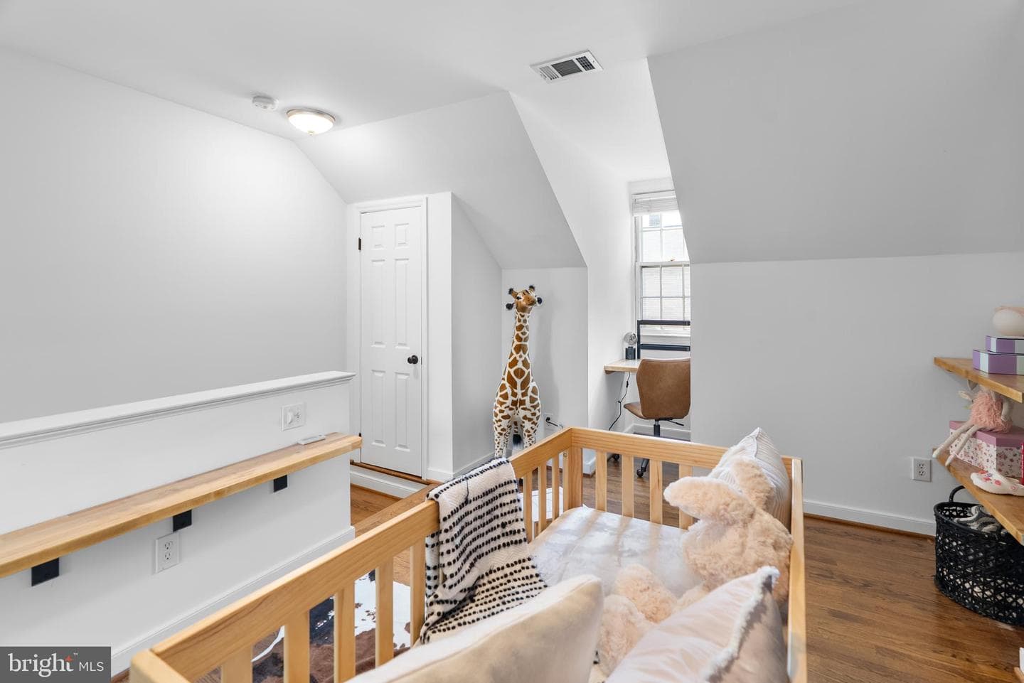 633 S Columbus Street photo 38