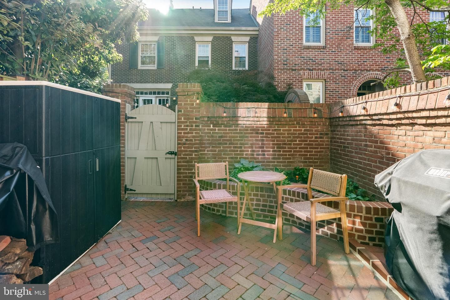 633 S Columbus Street photo 47