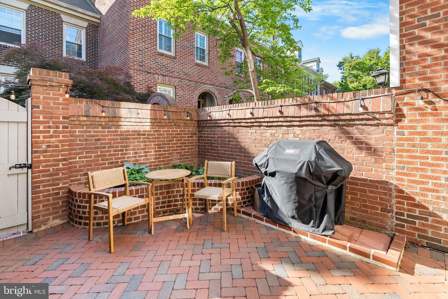 633 S Columbus Street photo 49