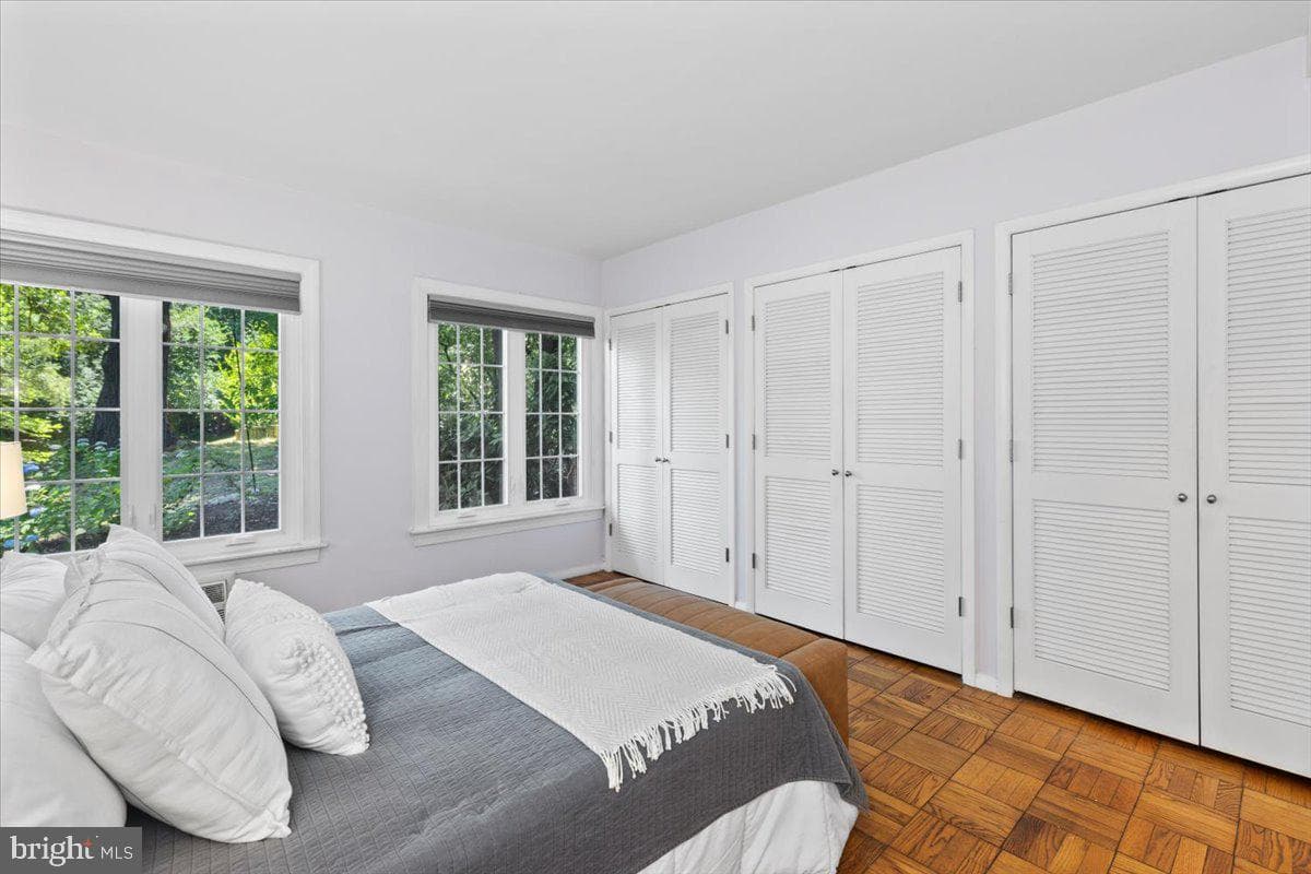 3527 Martha Custis Drive photo 14