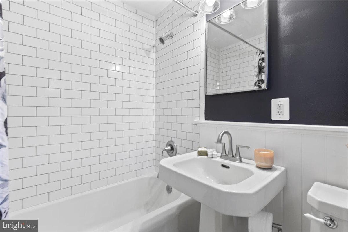 3527 Martha Custis Drive photo 19