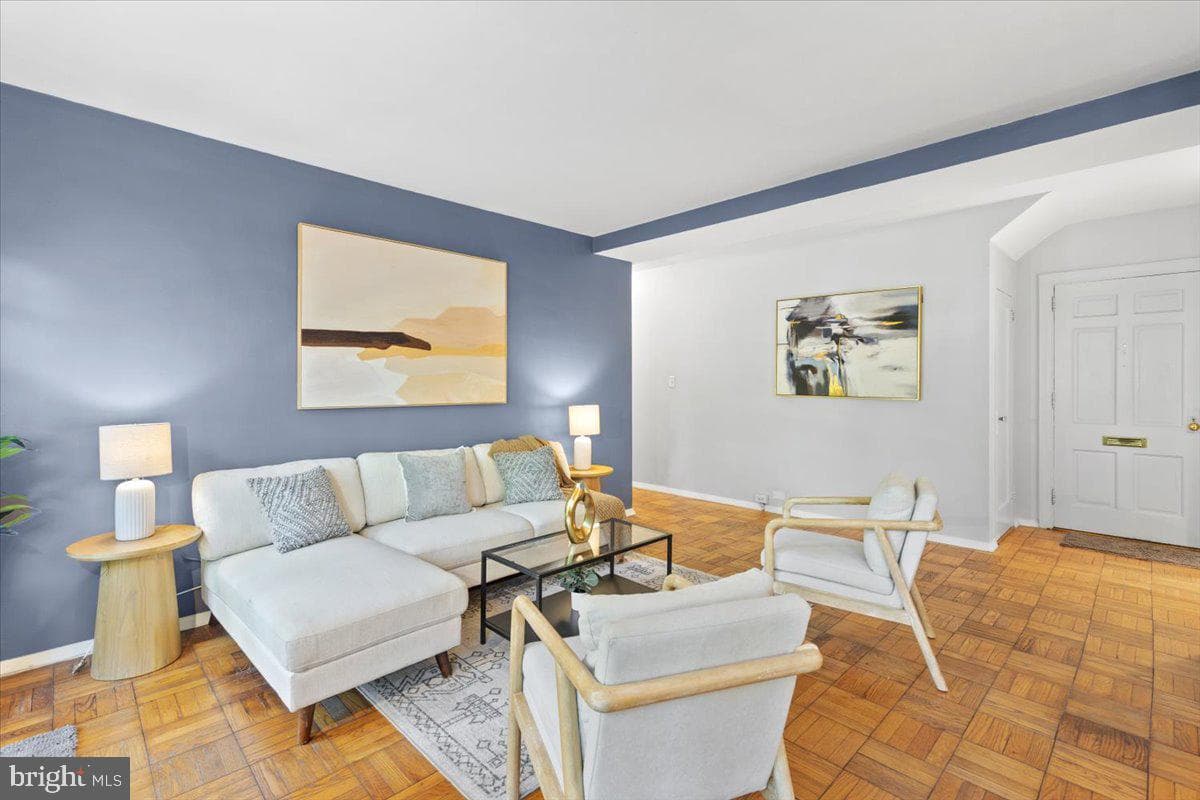 3527 Martha Custis Drive photo 8