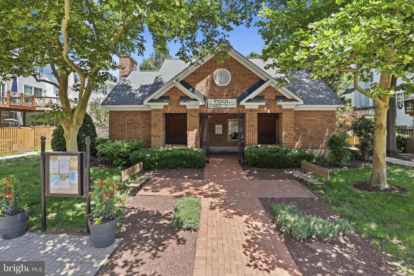 3843 Watkins Mill Drive photo 42