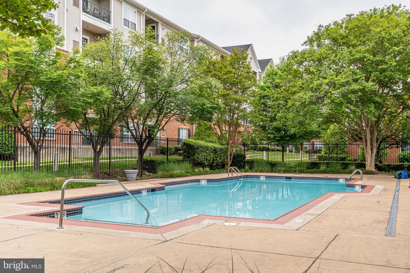 4850 Eisenhower Avenue #115 photo 39
