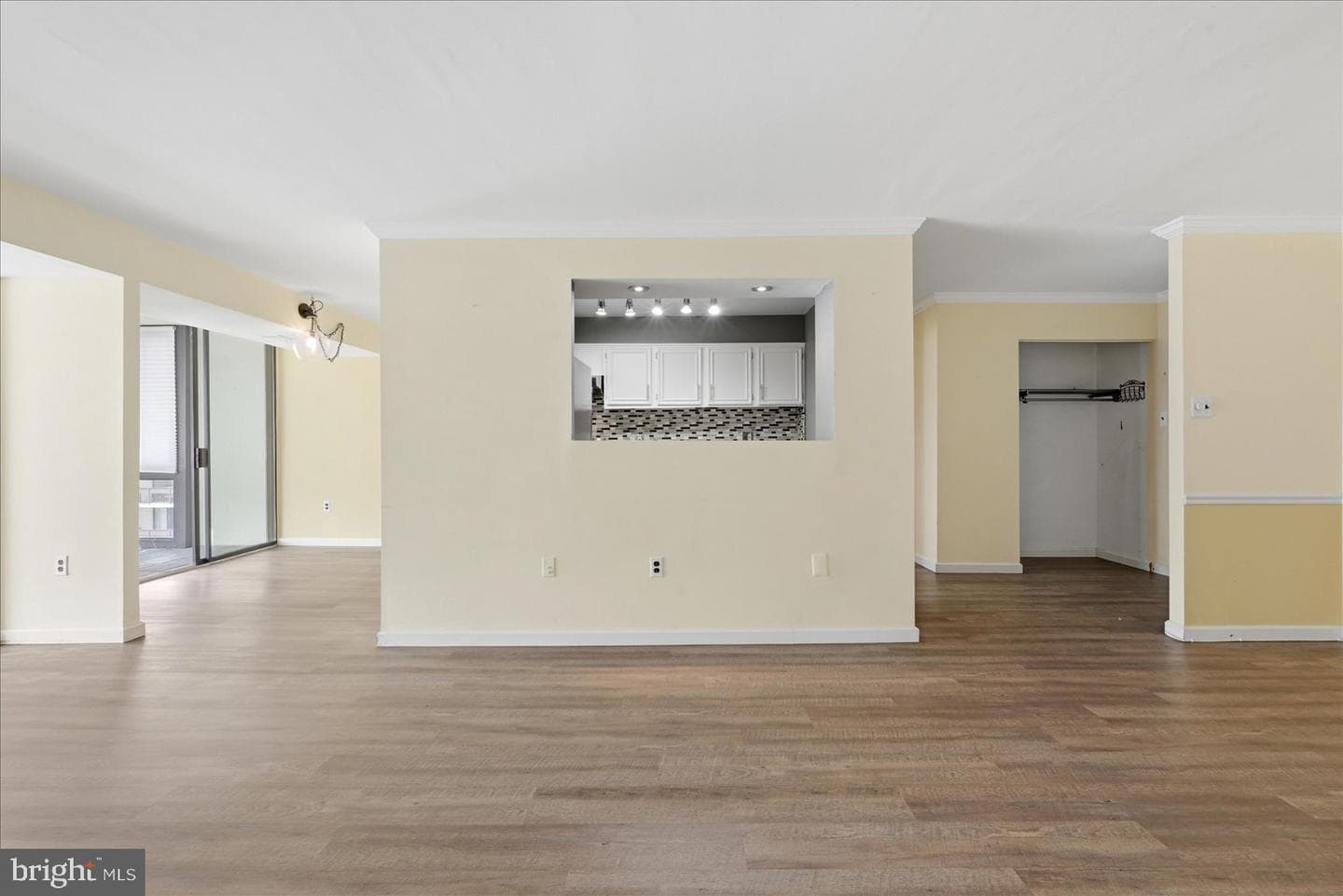 5300 Holmes Run Parkway #1418 photo 11