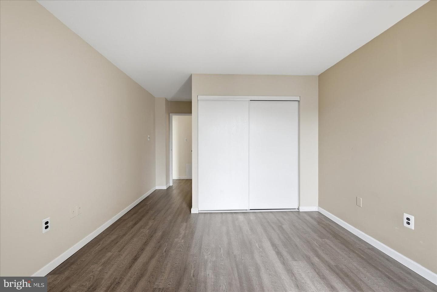5300 Holmes Run Parkway #1418 photo 20