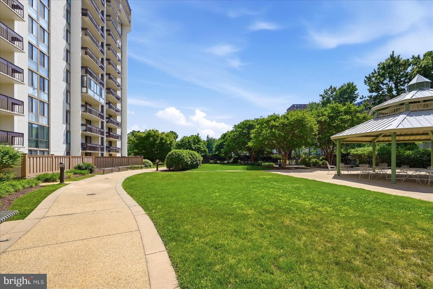 5300 Holmes Run Parkway #1418 photo 42