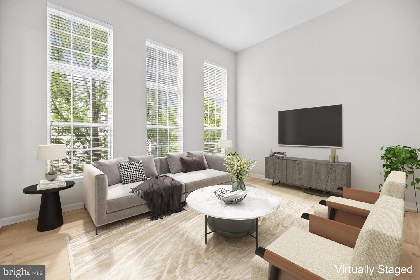 5071 Kilburn Street photo 5