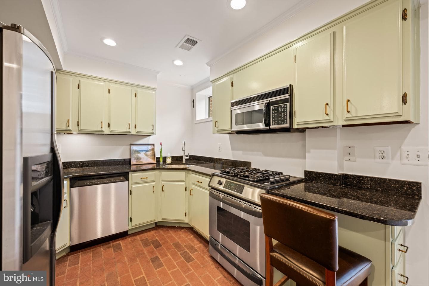 411 Franklin Street photo 32