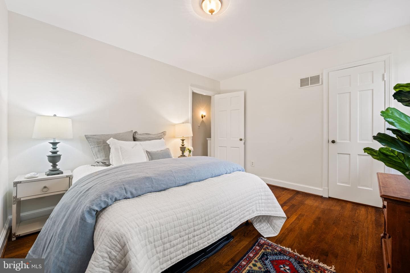 411 Franklin Street photo 39