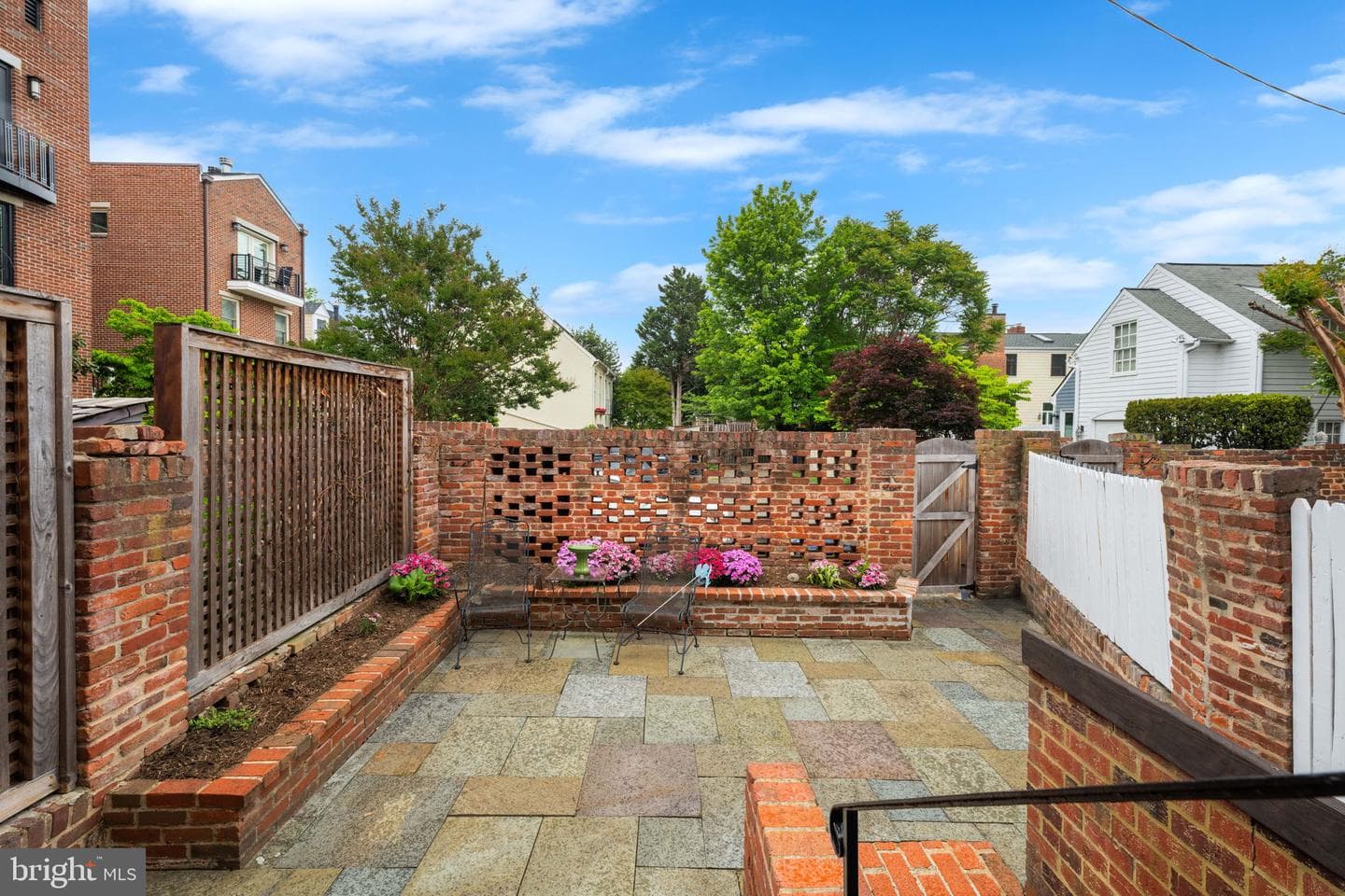 411 Franklin Street photo 45