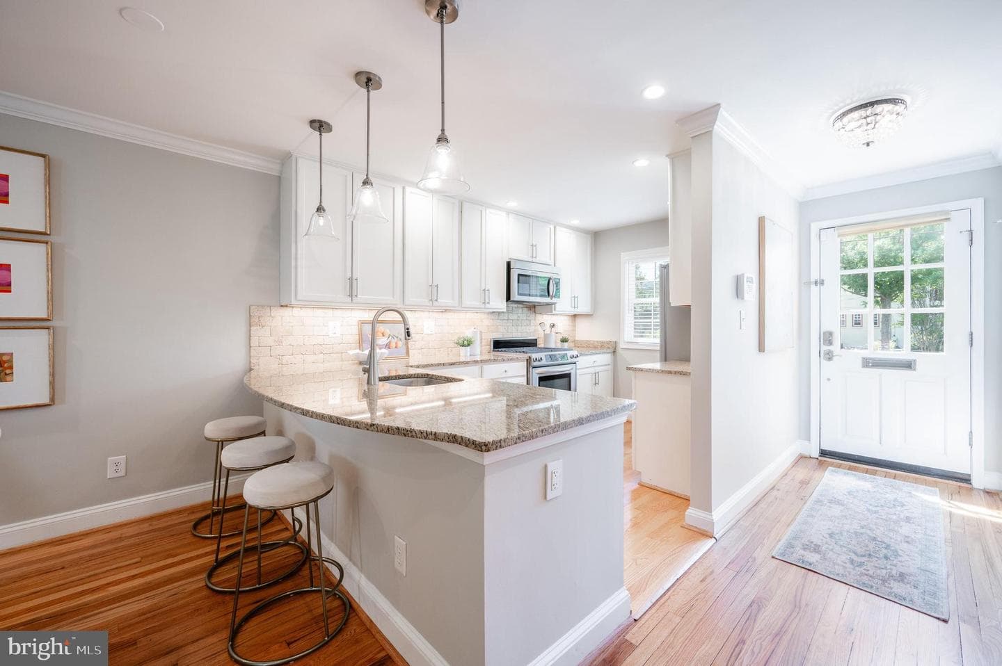 808 S Fairfax Street photo 6