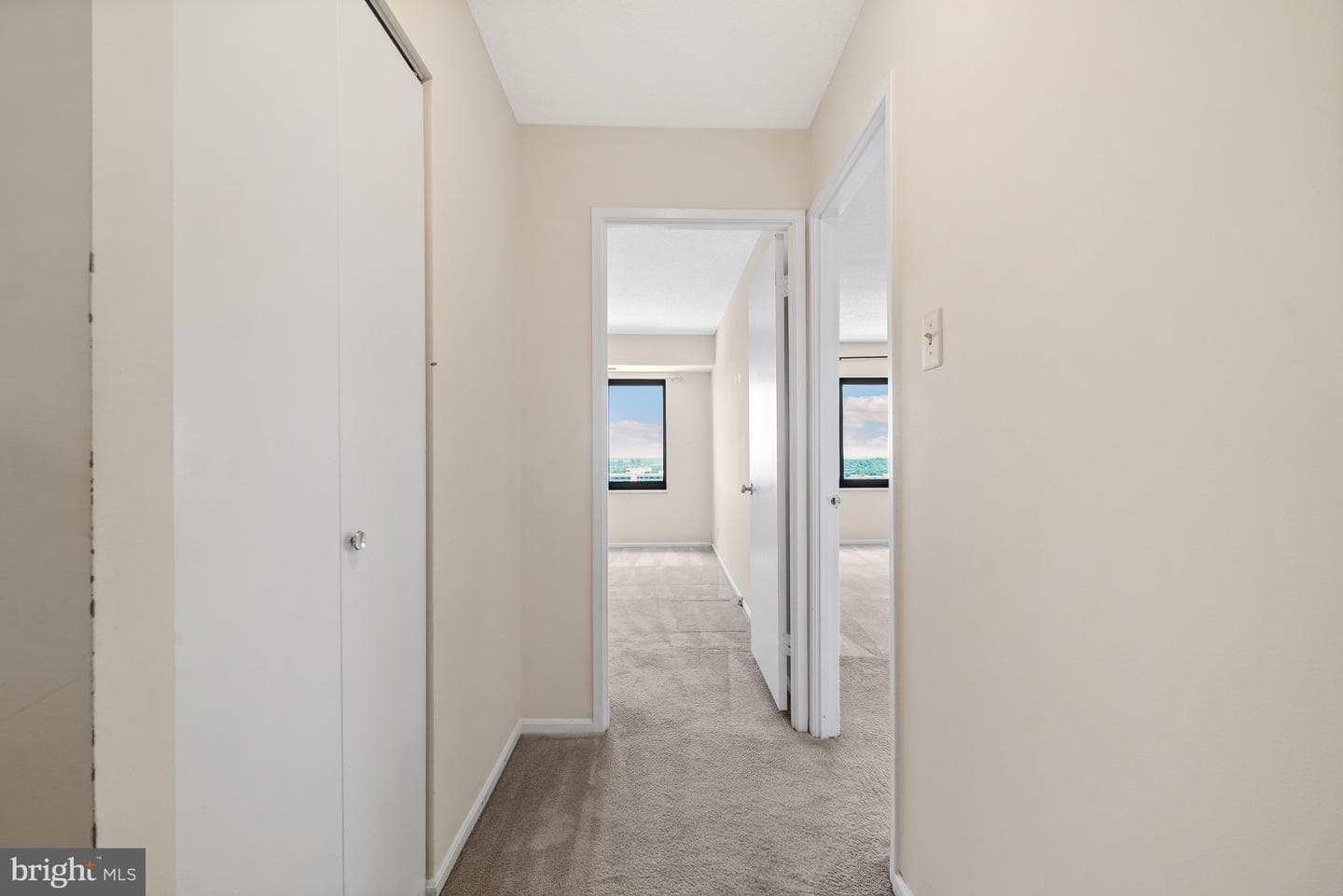 205 Yoakum Parkway #1809 photo 24