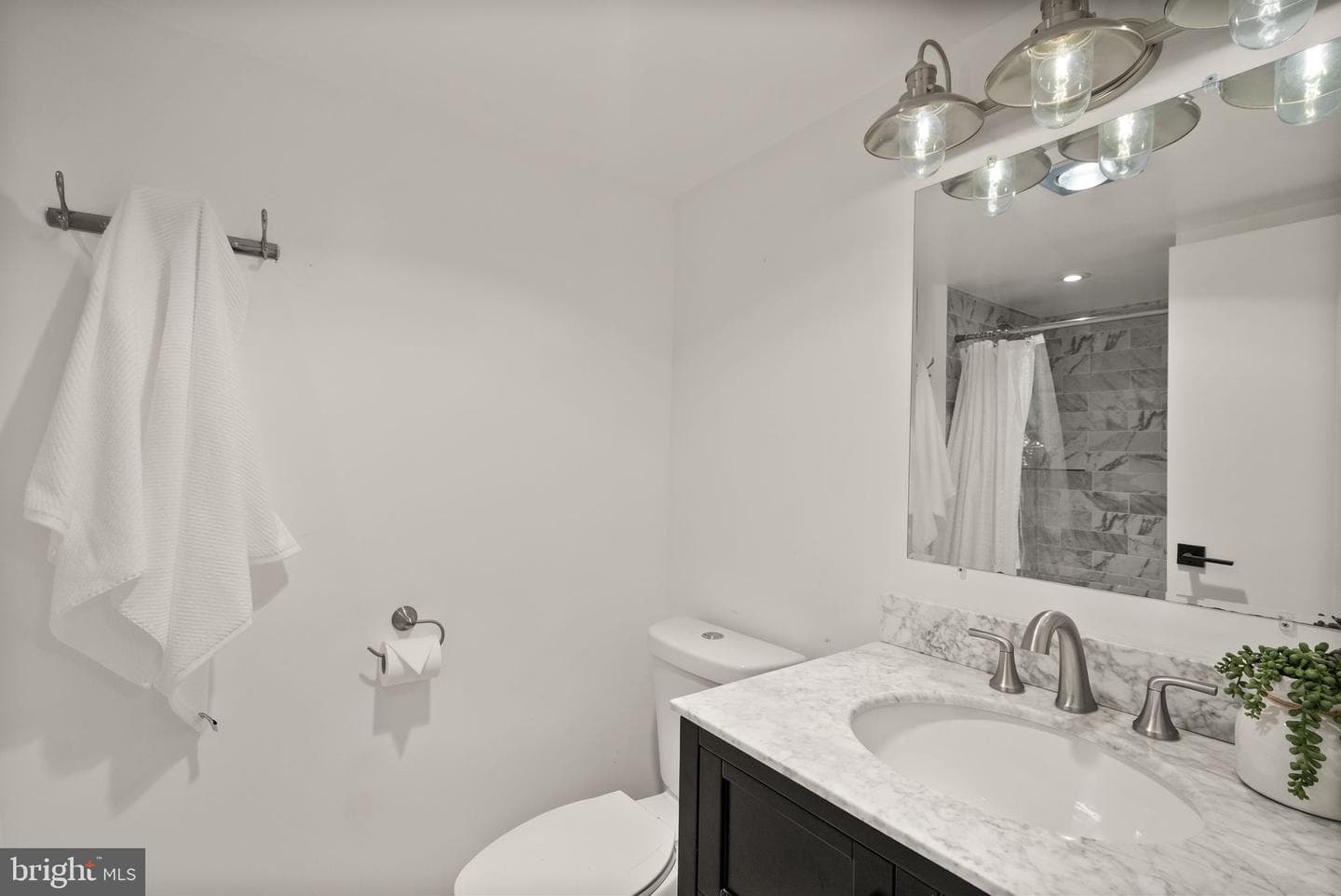 250 S Reynolds Street #801 photo 41