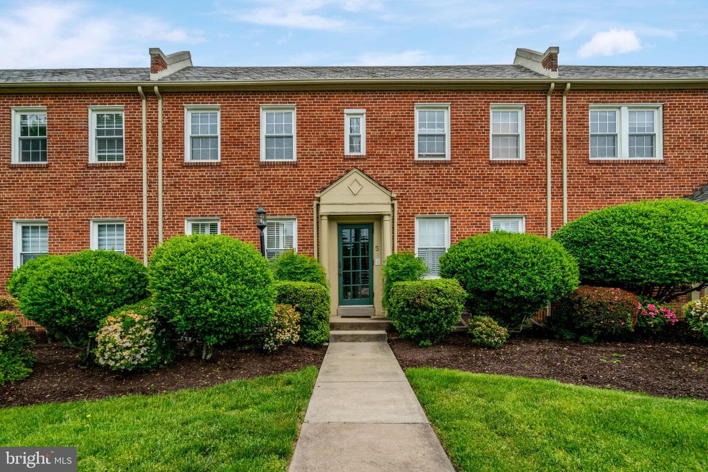 5 Russell Road #a, Alexandria