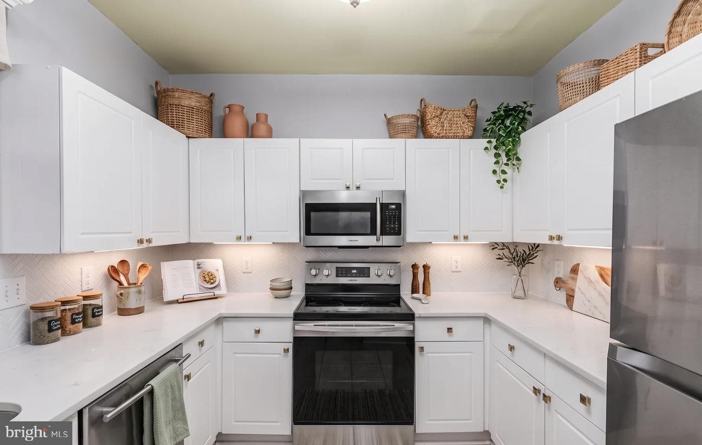 4560 Strutfield Lane #1110 photo 10