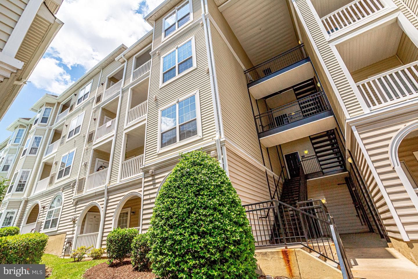 4560 Strutfield Lane #1110 photo 4