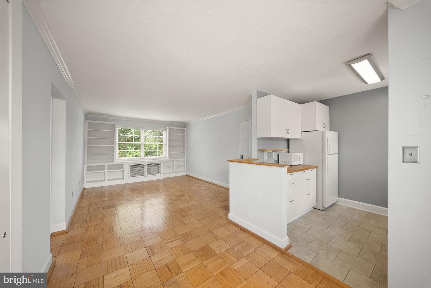 1626 W Abingdon Drive W #302 photo 17