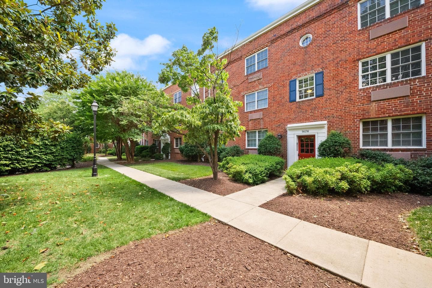 1626 W Abingdon Drive W #302 photo 3