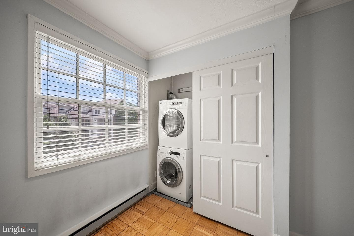 1626 W Abingdon Drive W #302 photo 30