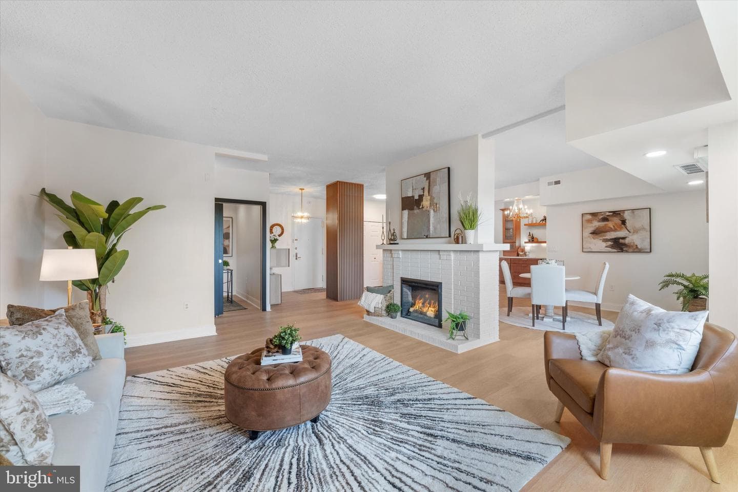 200 N Pickett Street #1614, Alexandria