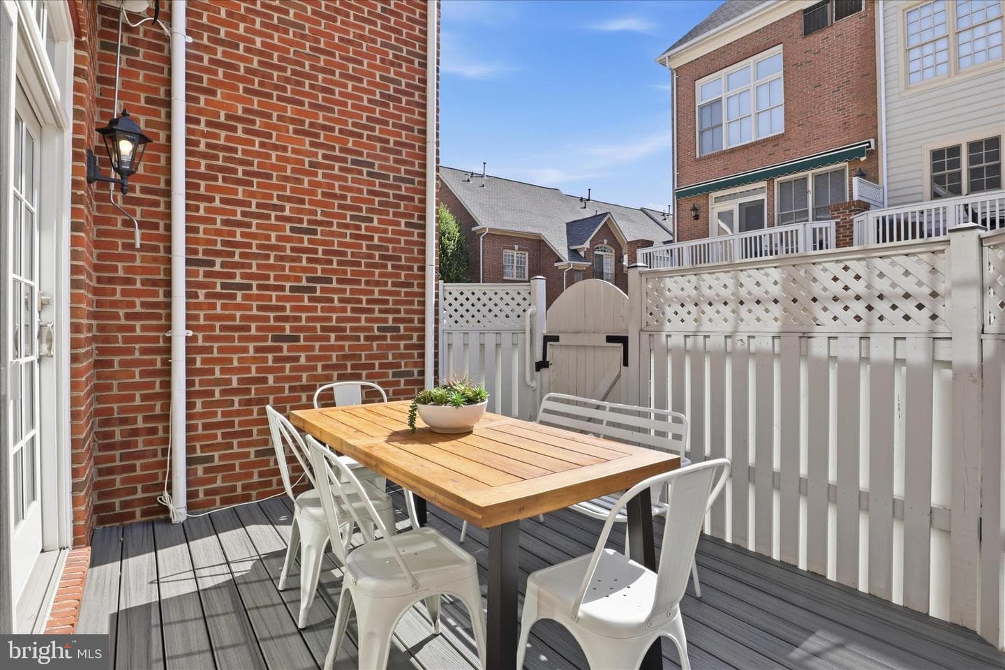 407 S Henry Street photo 24