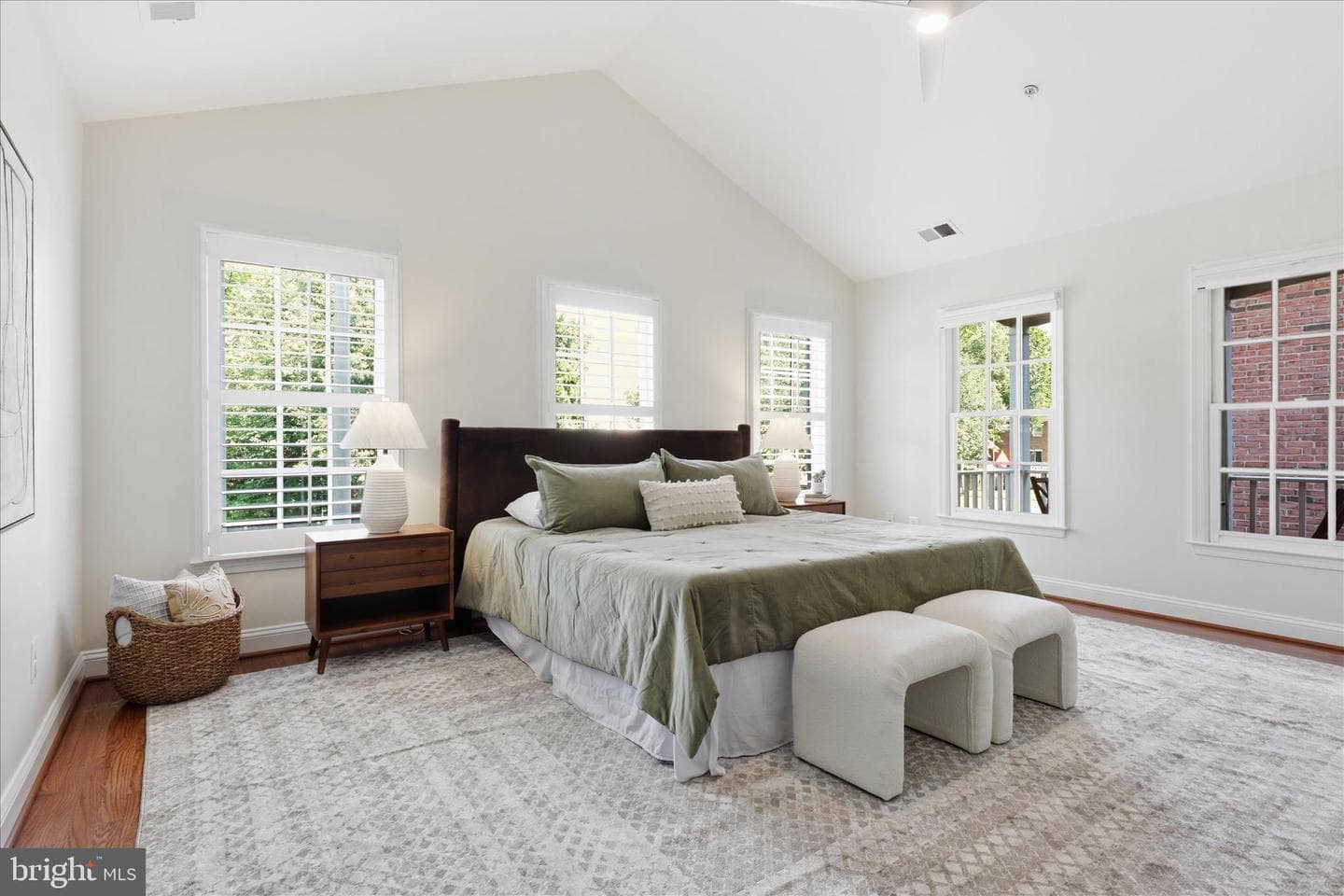 407 S Henry Street photo 29